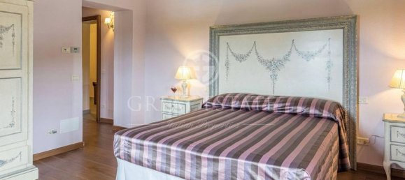 7 غرف نوم منزل في Tuoro sul Trasimeno, Italy رقم 54179 50