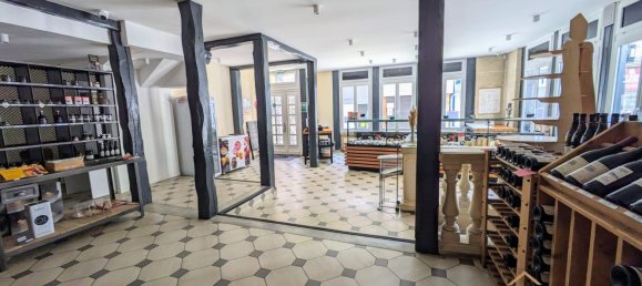 Gewerbliche Immobilie in Crepy-en-Valois, France 251m², Nr. 76145 2