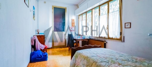 7-salle Villa à Forlì, Italy No. 18159 16