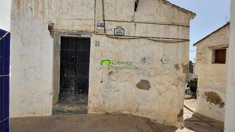 4 Schlafzimmer Villa in Sayalonga, Spain, Nr. 220033