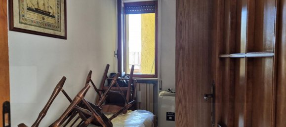 3 rooms Apartment in Popoli, Italy No. 238986 10