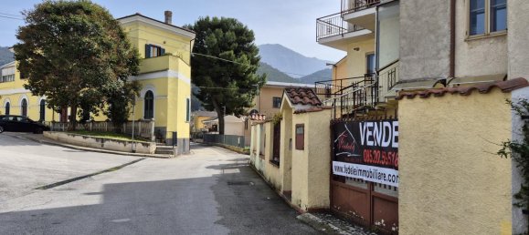 3 rooms Apartment in Popoli, Italy No. 238986 17