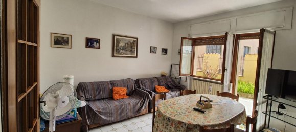 3 rooms Apartment in Popoli, Italy No. 238986 5