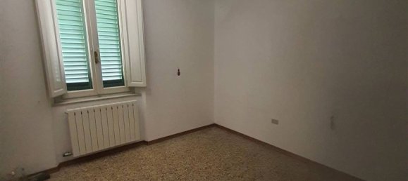 4-salle Maison à Pistoia, Italy No. 171105 10