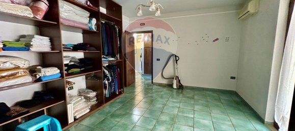 8-salle Villa à Maddaloni, Italy No. 347989 23