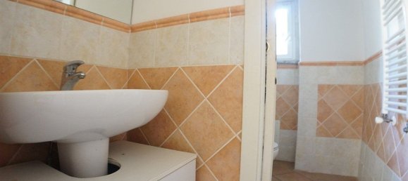 3 bedrooms Apartment in Massa, Italy No. 339554 11