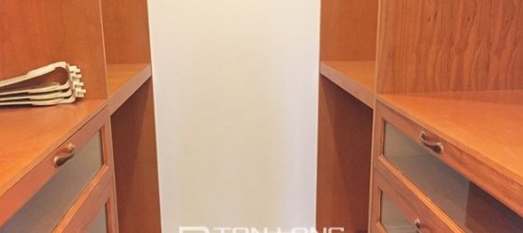 3 bedrooms Villa in Long Bien, Vietnam No. 3143 5