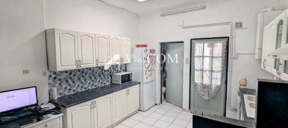 3 bedrooms Villa in Roubaix, France No. 45870 3