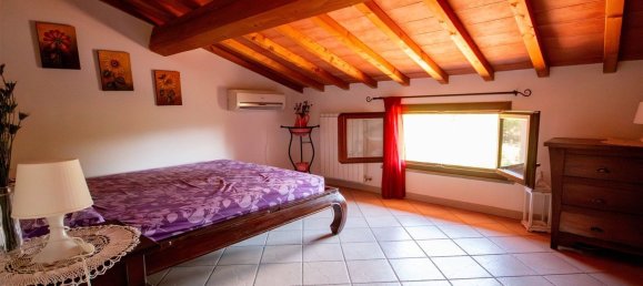 4 rooms Apartment in Cecina, Italy No. 275587 16