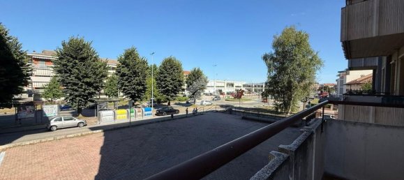 4 bedrooms Apartment in Borgaro Torinese, Italy No. 375219 24