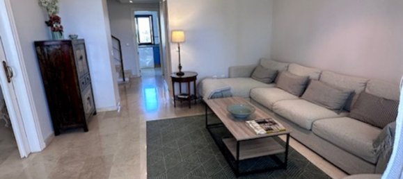 Ático de 4 dormitorios en Marbella, Spain No. 217415 12