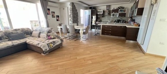 Пентхаус с 4 комнатами в Мезанье, Италия № 108181 28