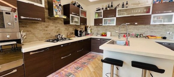 Пентхаус с 4 комнатами в Мезанье, Италия № 108181 11