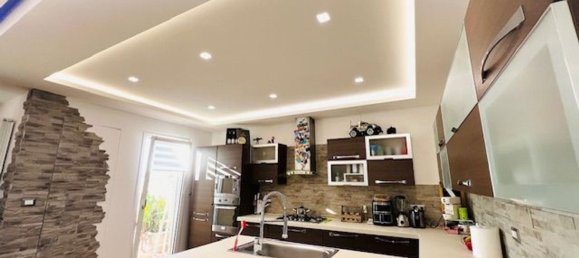 Пентхаус с 4 комнатами в Мезанье, Италия № 108181 10