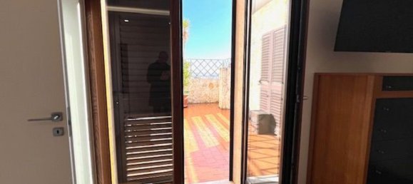 Пентхаус с 4 комнатами в Мезанье, Италия № 108181 19