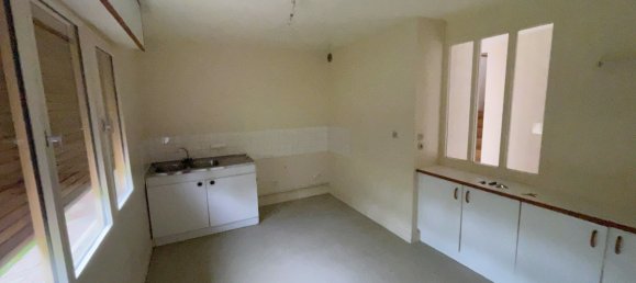 5 bedrooms House in Briare, France No. 78221 10