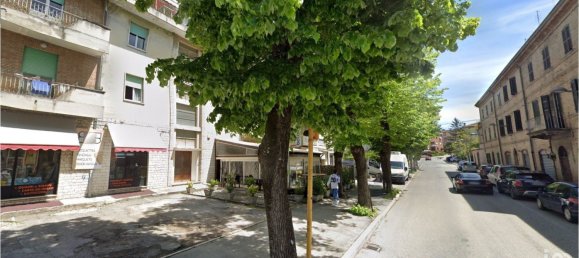 3 rooms Commercial property in Matelica, Italy No. 82802 9