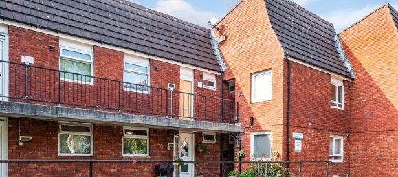 1 bedroom Apartment in London, United Kingdom No. 9901 16