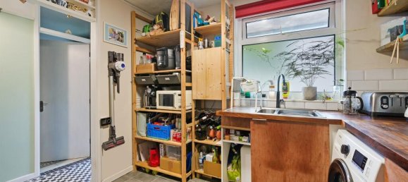 1 bedroom Apartment in London, United Kingdom No. 9901 8