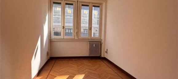 7 Schlafzimmer Wohnung in Varese, Italy, Nr. 361265 14