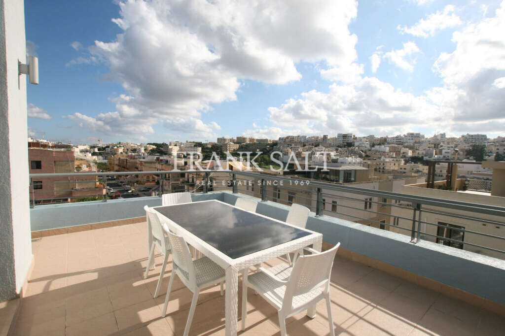 2 bedrooms Maisonette in Swieqi, Malta No. 6506