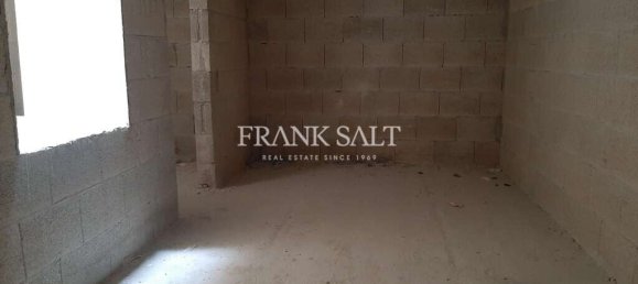 Maisonette de 3 dormitorios en Kercem, Malta No. 670 13