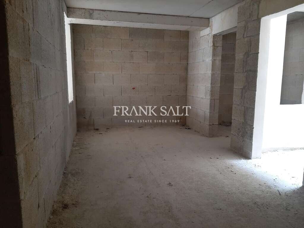 Maisonette de 3 dormitorios en Kercem, Malta No. 670