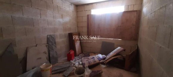 Maisonette de 3 dormitorios en Kercem, Malta No. 670 10