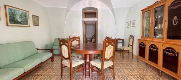 3غرفة شقة في Ruvo di Puglia, Italy رقم 123832 4