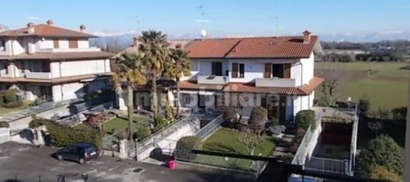 2 bedrooms Apartment in Brembate, Italy No. 369901 7