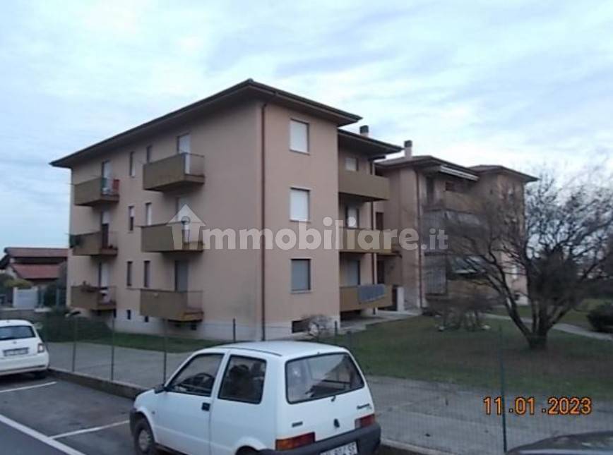 2 bedrooms Apartment in Brembate, Italy No. 369901