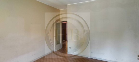 172m² Commercial property in Cavaria con Premezzo, Italy No. 361234 25