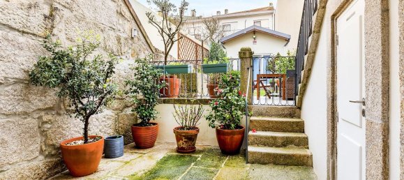 2 غرف نوم منزل ذو طابقين في Porto, Portugal رقم 112012 27