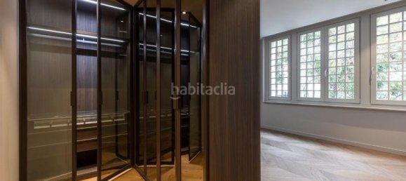 2 bedrooms Penthouse in Ciutat Vella, Spain No. 103336 14