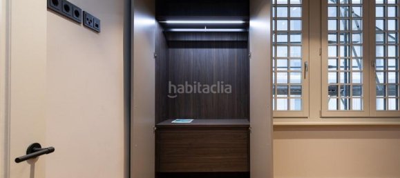 2 bedrooms Penthouse in Ciutat Vella, Spain No. 103336 25