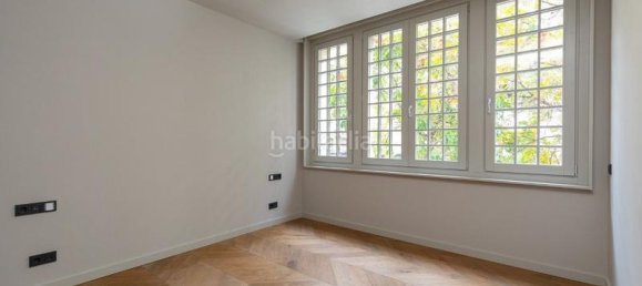 2 bedrooms Penthouse in Ciutat Vella, Spain No. 103336 5