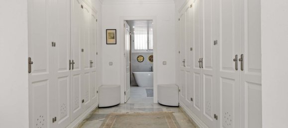 Adosado de 4 dormitorios en Marbella, Spain No. 119846 34