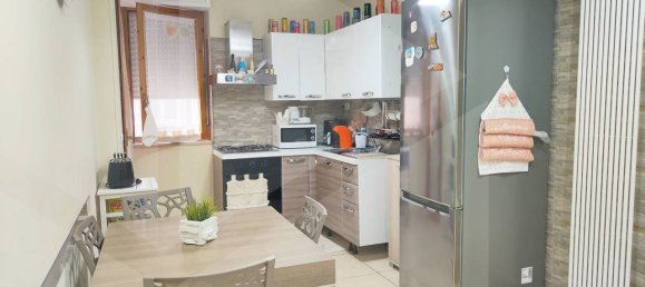 Apartamento de 2 divisões em Modugno, Italy N.º 33845 5