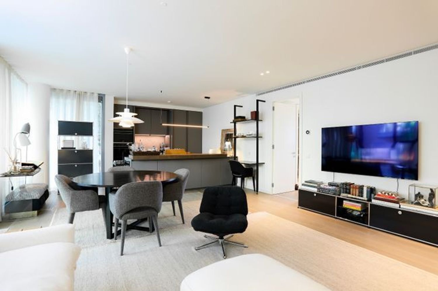 2 bedrooms Apartment in Lisbon, Portugal No. 108329