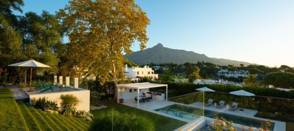 6 bedrooms House in Marbella, Spain No. 20482 12