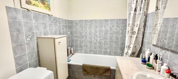 2 chambres Maison à Saint-Gaultier, France No. 235422 2