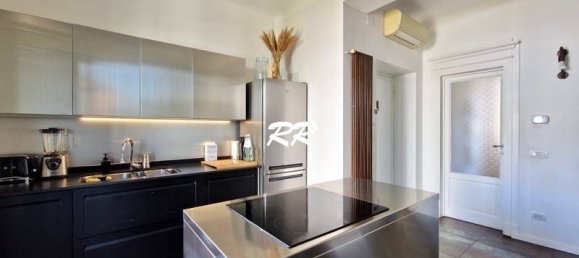 2 bedrooms Apartment in Milan, Italy No. 337870 20