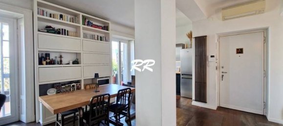 2 bedrooms Apartment in Milan, Italy No. 337870 5
