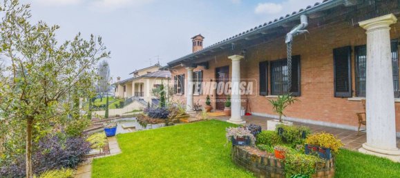 4 chambres Villa à Lacchiarella, Italy No. 14348 2