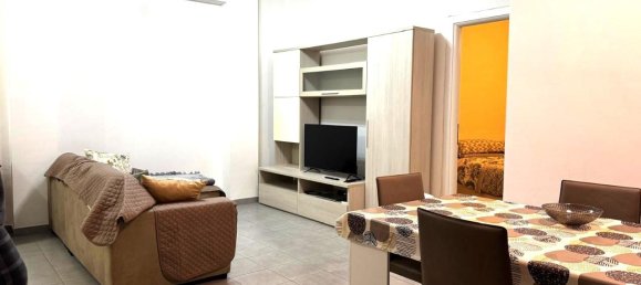 3 rooms Apartment in Frosinone, Italy No. 21111 6