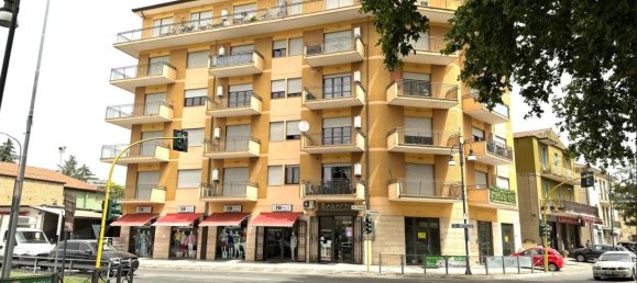 3 rooms Apartment in Frosinone, Italy No. 21111 13