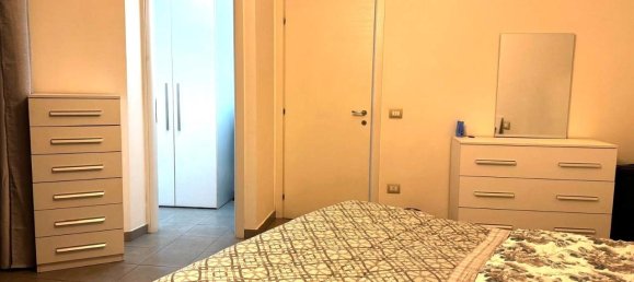 3 rooms Apartment in Frosinone, Italy No. 21111 10