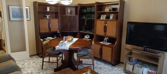 Квартира с 3 комнатами в Комо, Италия № 274708 3