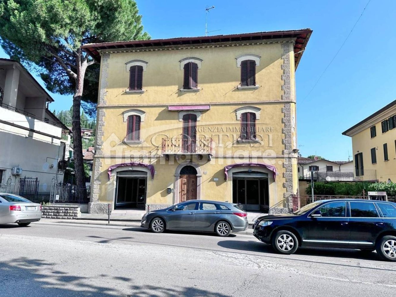 Imóvel comercial de 2 divisões em Perugia, Italy N.º 350692