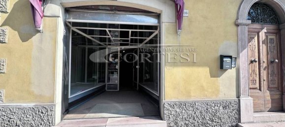 Imóvel comercial de 2 divisões em Perugia, Italy N.º 350692 4